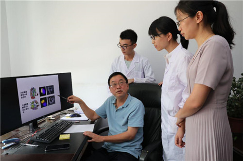 http://sh.people.com.cn/NMediaFile/2019/0412/LOCAL201904121132000539148677070.jpg
