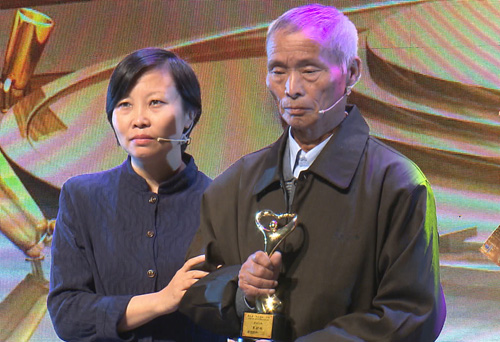 http://sh.people.com.cn/NMediaFile/2016/1014/LOCAL201610141443000039566118131.jpg